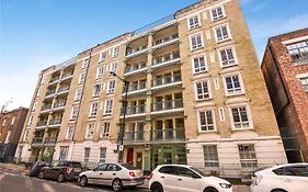 Well Located 2 Bedroom In Kings Cross